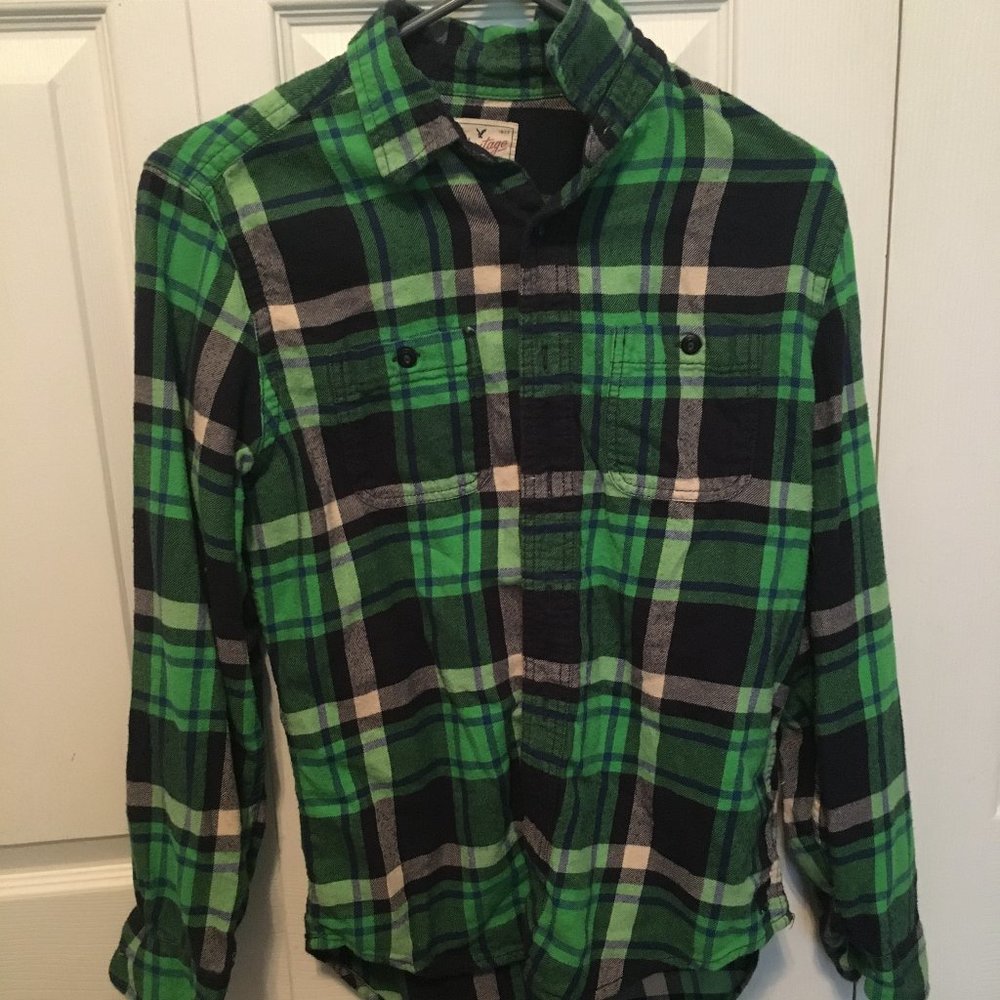 American Eagle Flannel Green / Blue / White Button